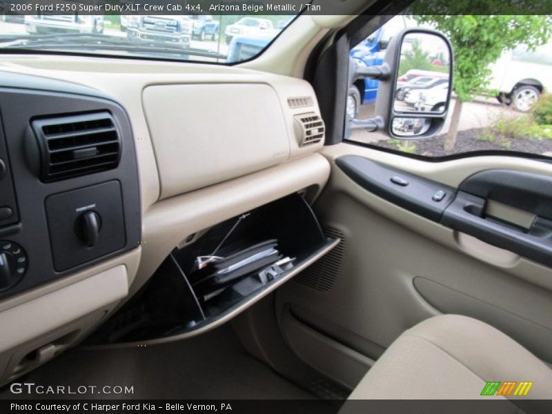 Arizona Beige Metallic / Tan 2006 Ford F250 Super Duty XLT Crew Cab 4x4
