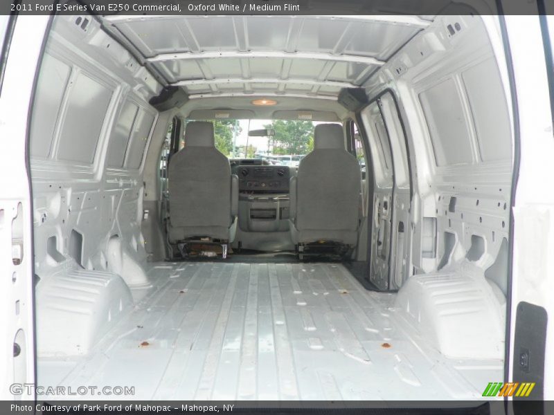 Oxford White / Medium Flint 2011 Ford E Series Van E250 Commercial