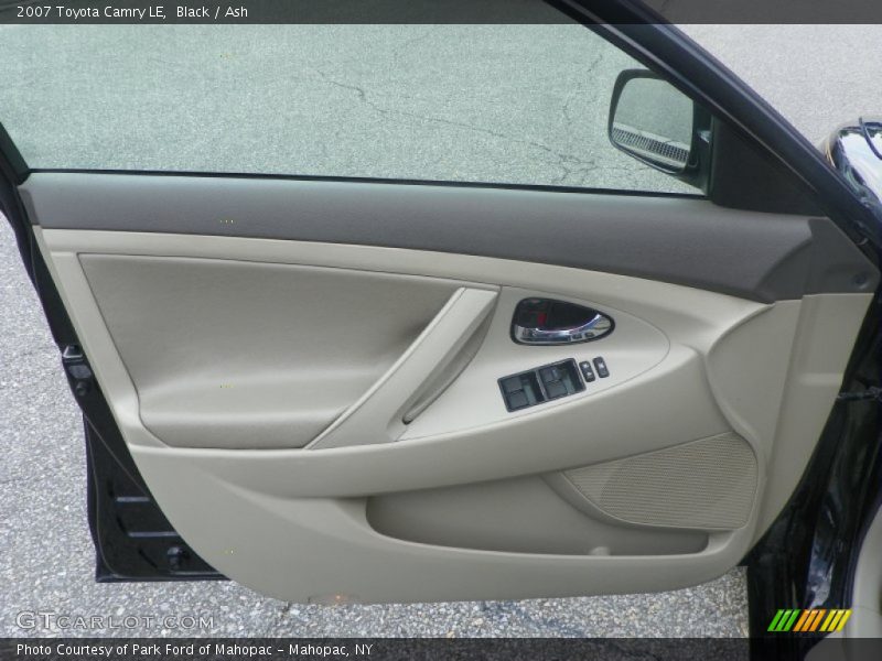 Black / Ash 2007 Toyota Camry LE