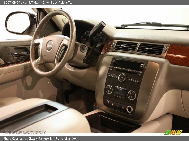 Onyx Black / Light Tan 2007 GMC Yukon SLT 4x4