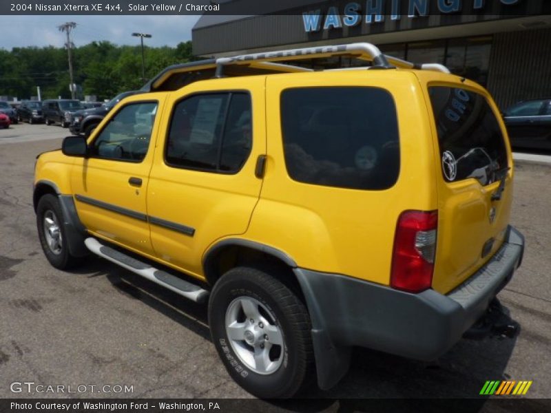 Solar Yellow / Charcoal 2004 Nissan Xterra XE 4x4