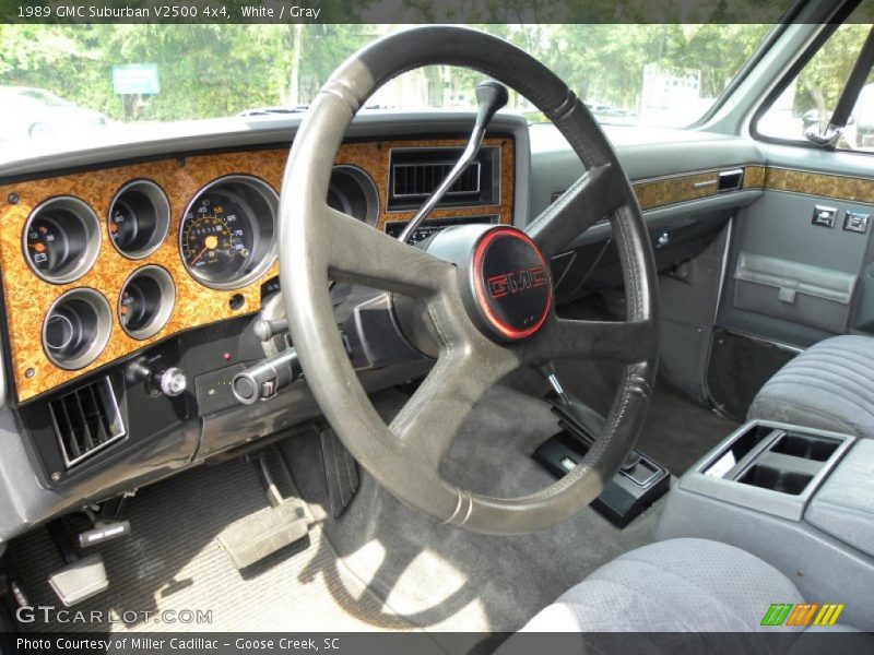 White / Gray 1989 GMC Suburban V2500 4x4