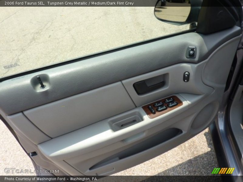 Tungsten Grey Metallic / Medium/Dark Flint Grey 2006 Ford Taurus SEL