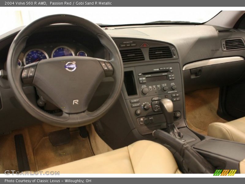 Dashboard of 2004 S60 R AWD