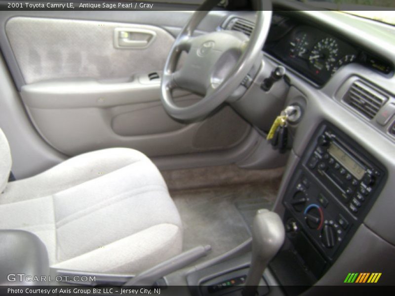 Antique Sage Pearl / Gray 2001 Toyota Camry LE