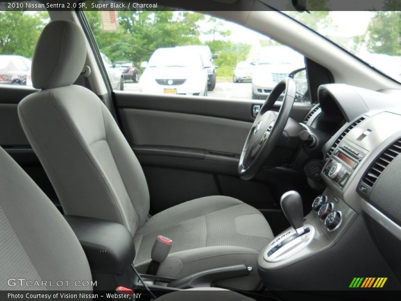 Super Black / Charcoal 2010 Nissan Sentra 2.0 SR