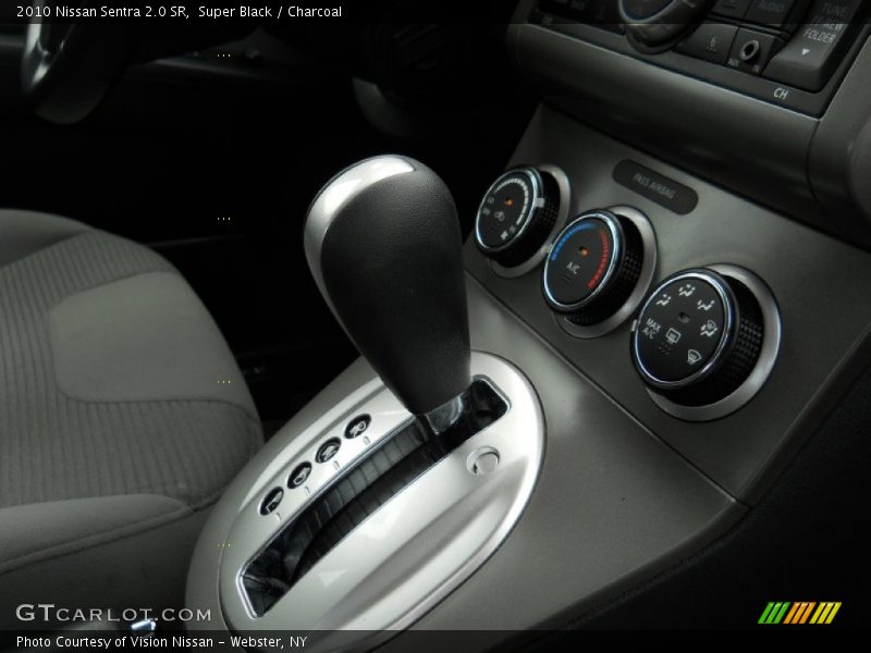 Super Black / Charcoal 2010 Nissan Sentra 2.0 SR