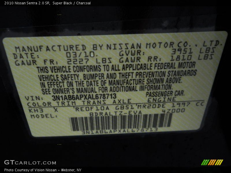 Super Black / Charcoal 2010 Nissan Sentra 2.0 SR