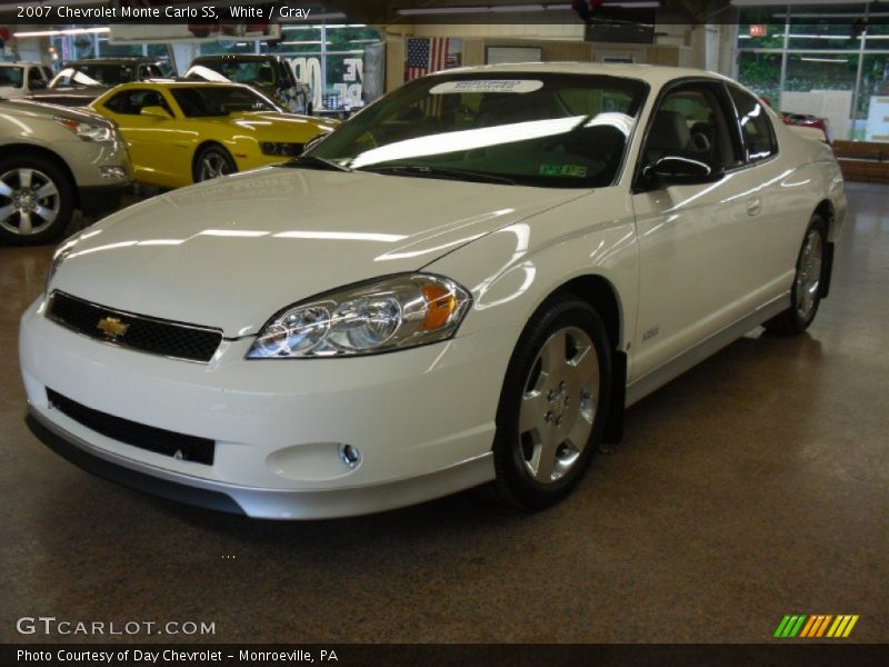 White / Gray 2007 Chevrolet Monte Carlo SS
