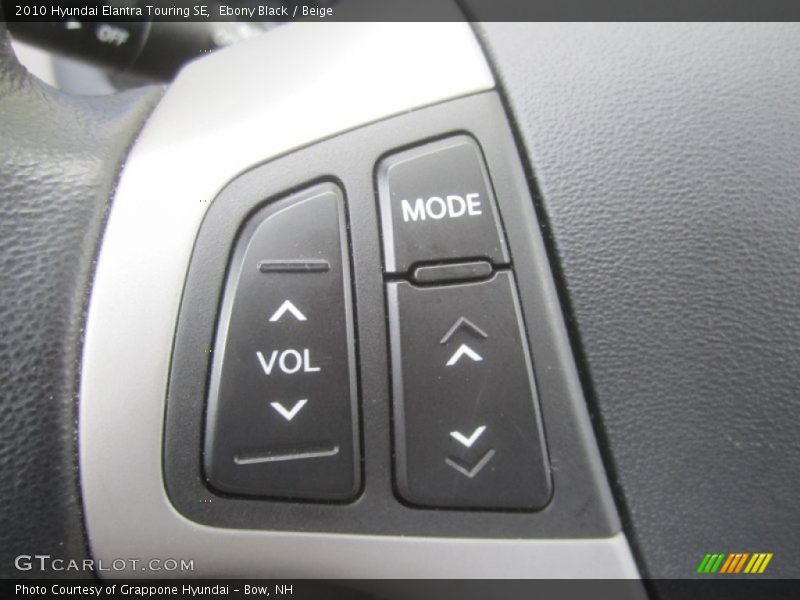 Ebony Black / Beige 2010 Hyundai Elantra Touring SE