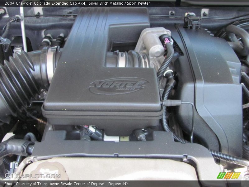 Silver Birch Metallic / Sport Pewter 2004 Chevrolet Colorado Extended Cab 4x4