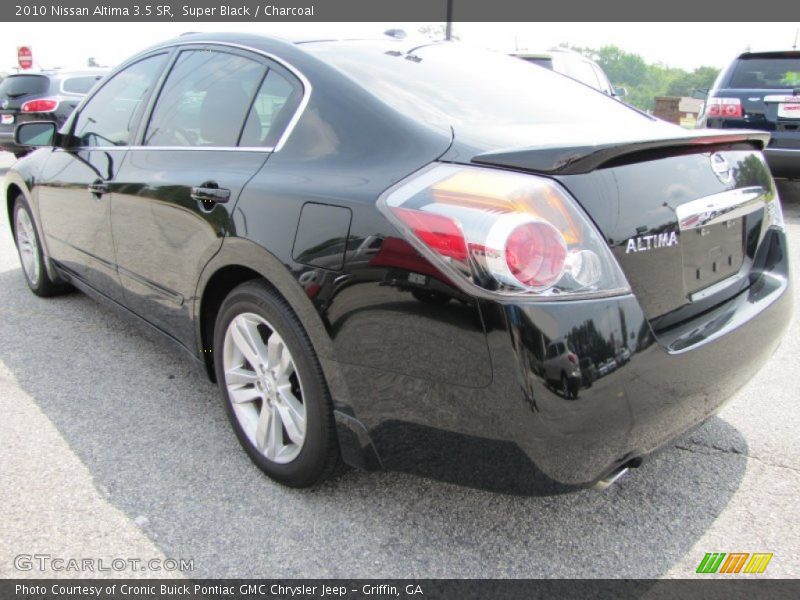 Super Black / Charcoal 2010 Nissan Altima 3.5 SR