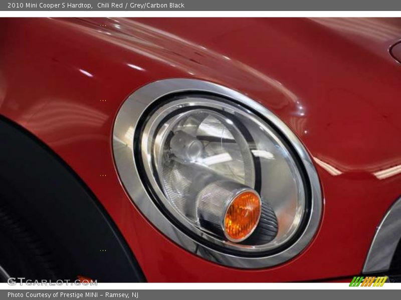 Chili Red / Grey/Carbon Black 2010 Mini Cooper S Hardtop