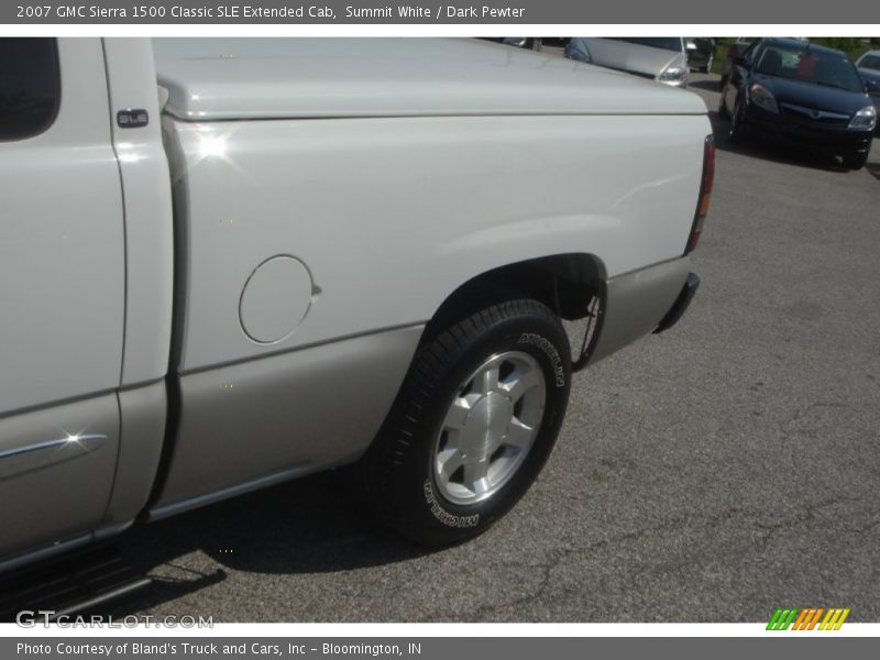 Summit White / Dark Pewter 2007 GMC Sierra 1500 Classic SLE Extended Cab