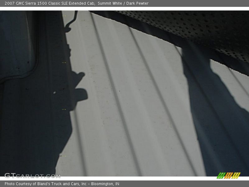 Summit White / Dark Pewter 2007 GMC Sierra 1500 Classic SLE Extended Cab