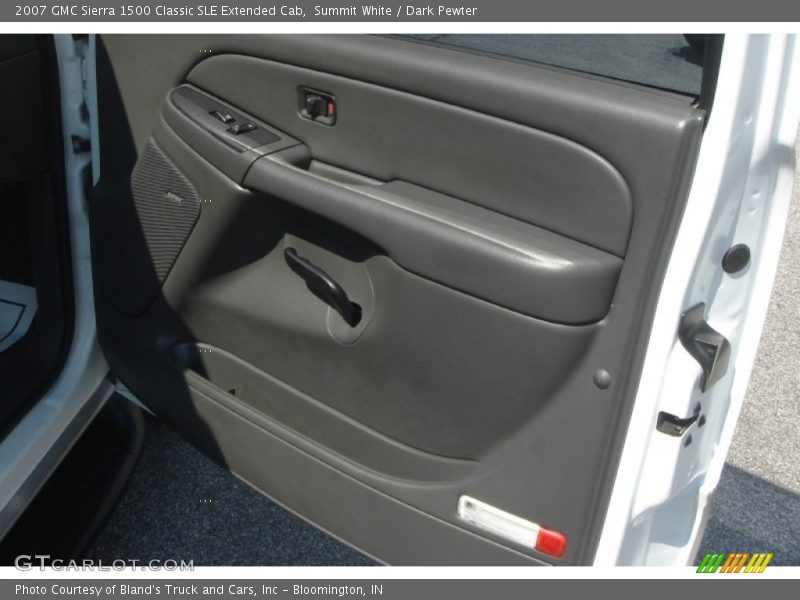 Summit White / Dark Pewter 2007 GMC Sierra 1500 Classic SLE Extended Cab