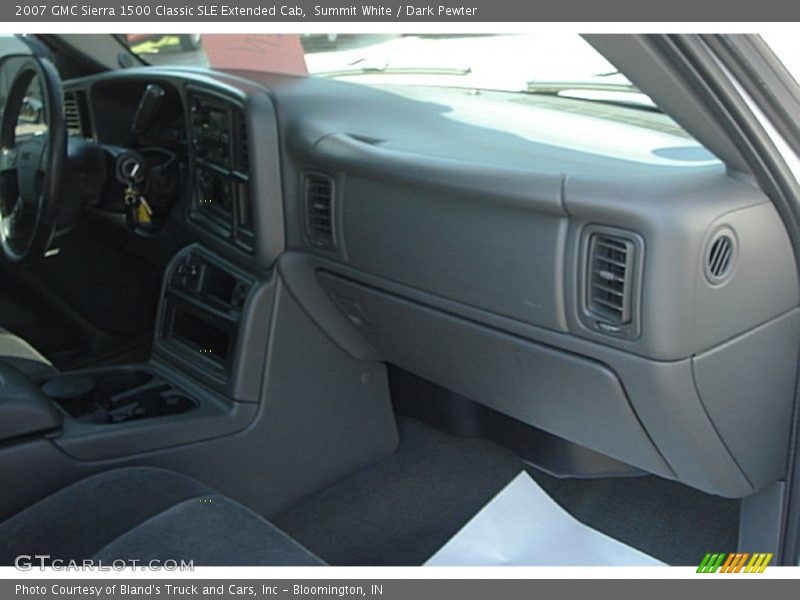 Summit White / Dark Pewter 2007 GMC Sierra 1500 Classic SLE Extended Cab