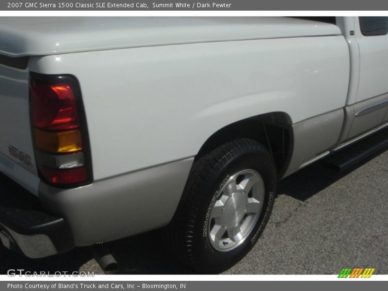 Summit White / Dark Pewter 2007 GMC Sierra 1500 Classic SLE Extended Cab