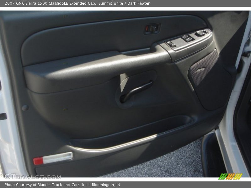 Summit White / Dark Pewter 2007 GMC Sierra 1500 Classic SLE Extended Cab