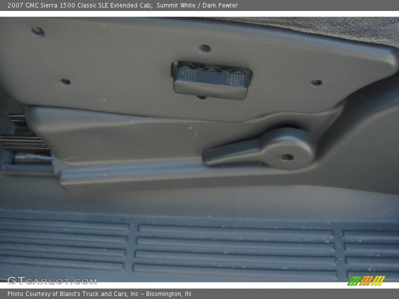 Summit White / Dark Pewter 2007 GMC Sierra 1500 Classic SLE Extended Cab
