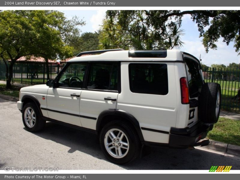 Chawton White / Tundra Grey 2004 Land Rover Discovery SE7