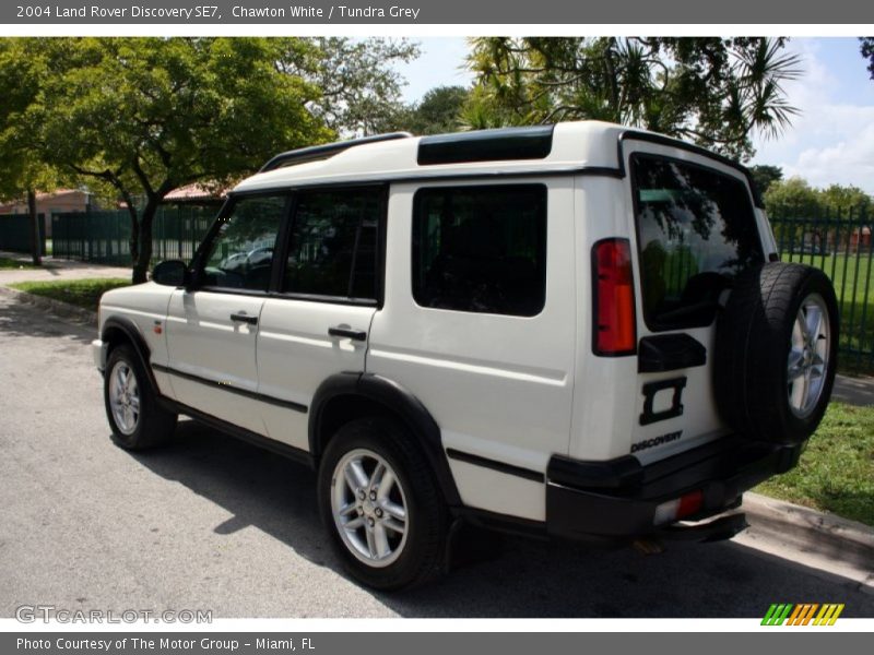 Chawton White / Tundra Grey 2004 Land Rover Discovery SE7