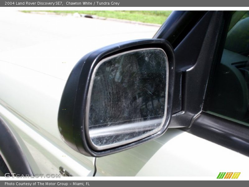 Chawton White / Tundra Grey 2004 Land Rover Discovery SE7