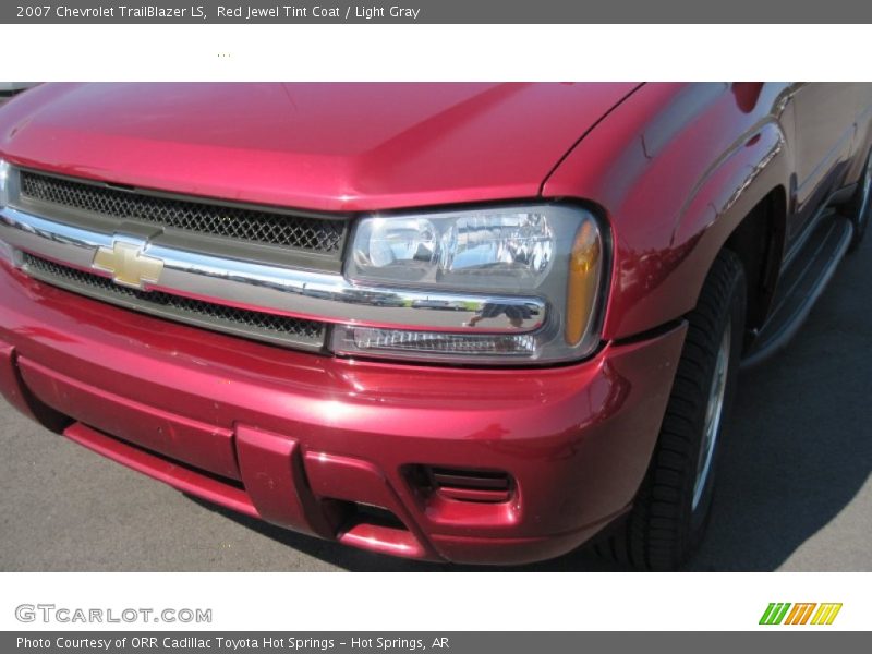 Red Jewel Tint Coat / Light Gray 2007 Chevrolet TrailBlazer LS