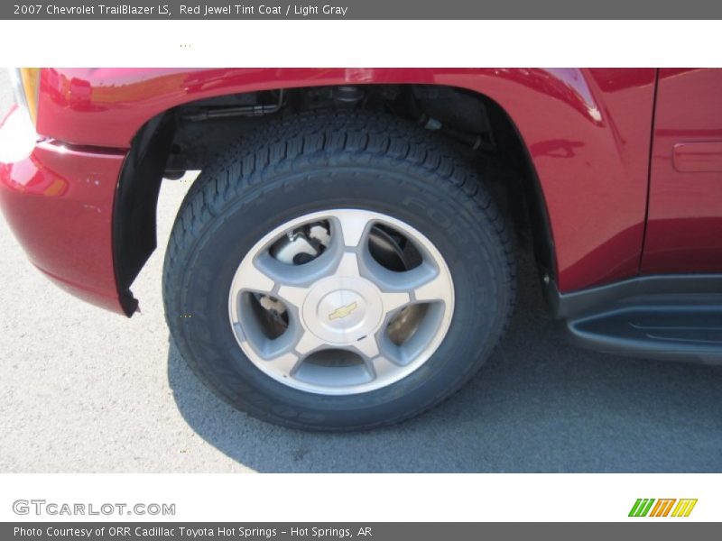 Red Jewel Tint Coat / Light Gray 2007 Chevrolet TrailBlazer LS