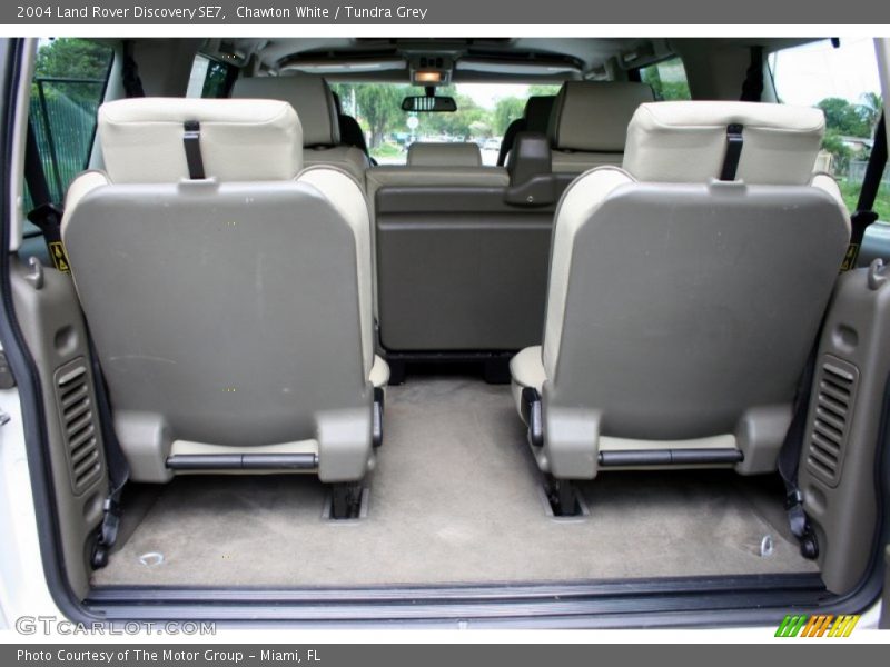 Chawton White / Tundra Grey 2004 Land Rover Discovery SE7