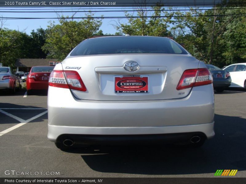 Classic Silver Metallic / Dark Charcoal 2010 Toyota Camry SE