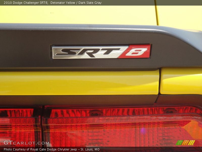 2010 Challenger SRT8 Logo