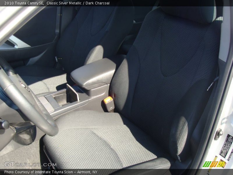 Classic Silver Metallic / Dark Charcoal 2010 Toyota Camry SE