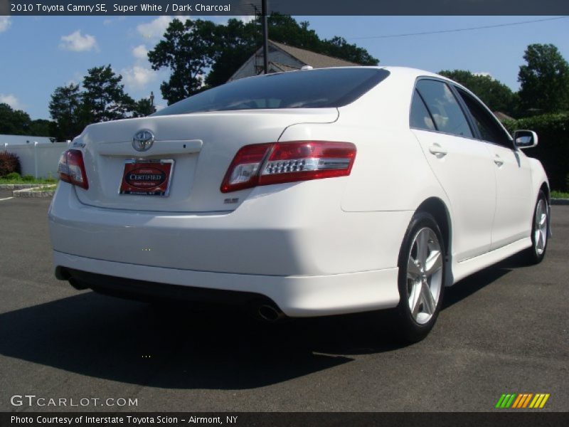 Super White / Dark Charcoal 2010 Toyota Camry SE