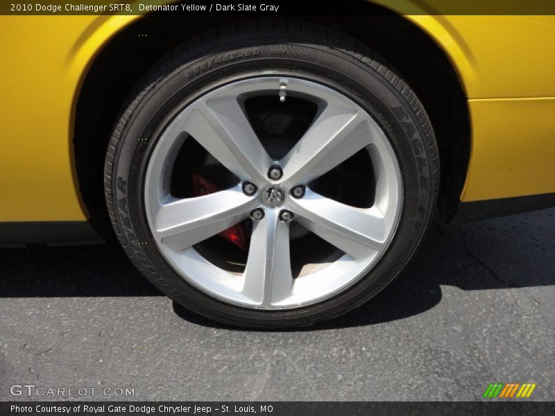  2010 Challenger SRT8 Wheel