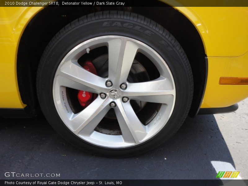  2010 Challenger SRT8 Wheel