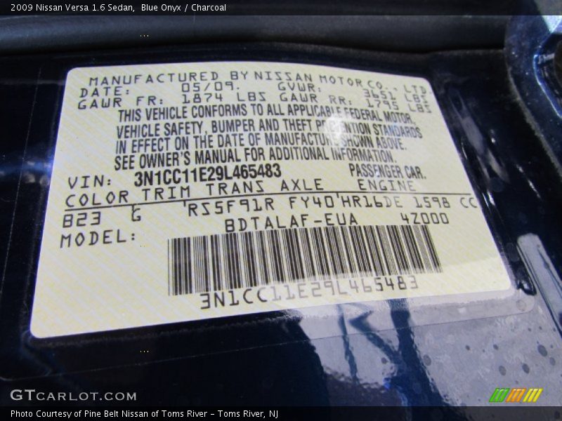 Blue Onyx / Charcoal 2009 Nissan Versa 1.6 Sedan