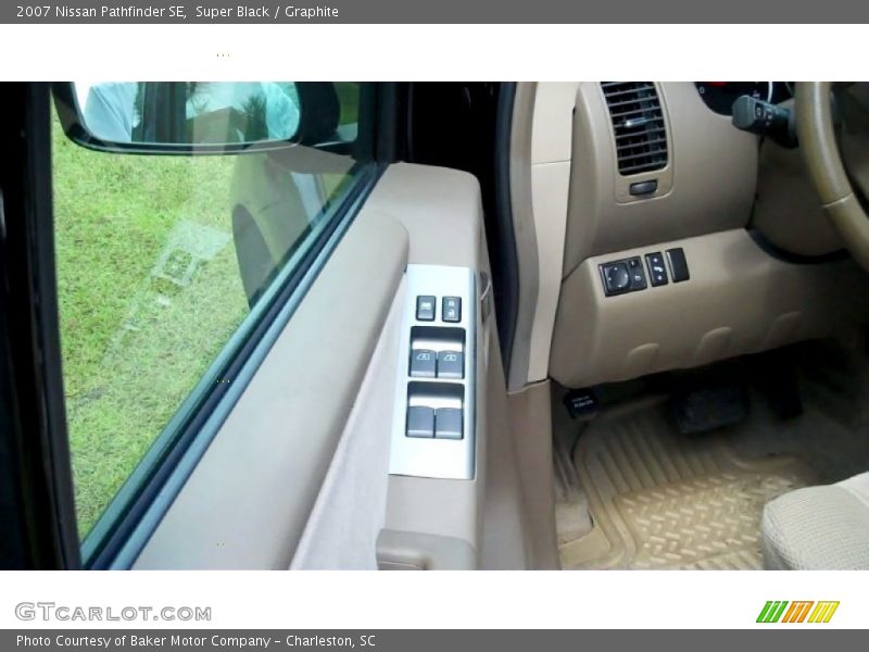 Super Black / Graphite 2007 Nissan Pathfinder SE