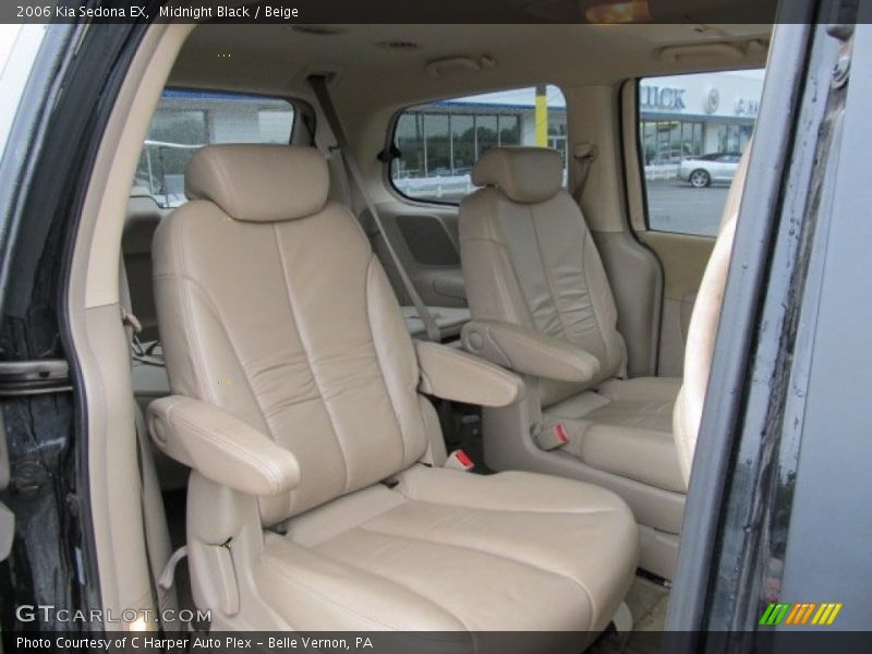 Midnight Black / Beige 2006 Kia Sedona EX