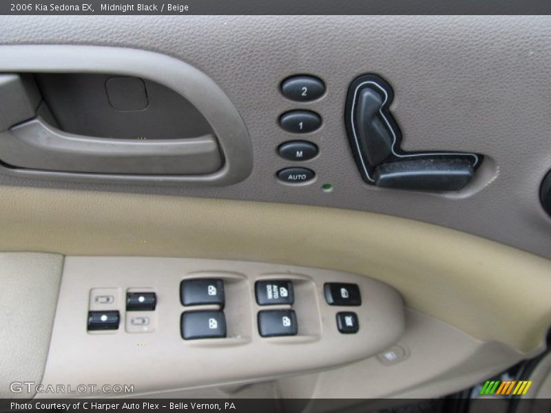 Midnight Black / Beige 2006 Kia Sedona EX