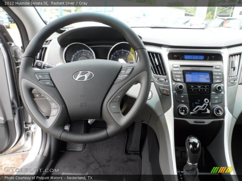 Radiant Silver / Gray 2012 Hyundai Sonata SE