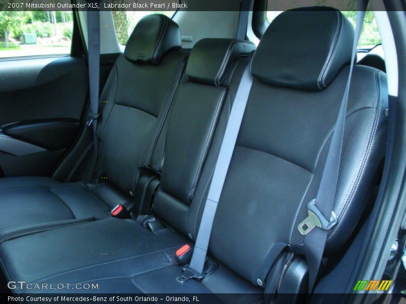  2007 Outlander XLS Black Interior