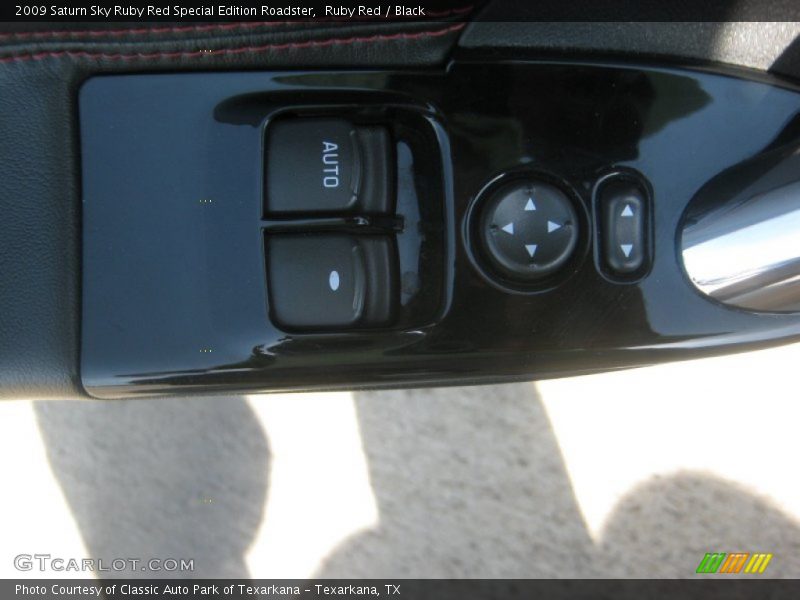 Ruby Red / Black 2009 Saturn Sky Ruby Red Special Edition Roadster