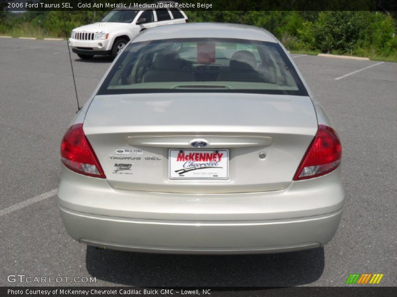 Gold Ash Metallic / Medium/Dark Pebble Beige 2006 Ford Taurus SEL