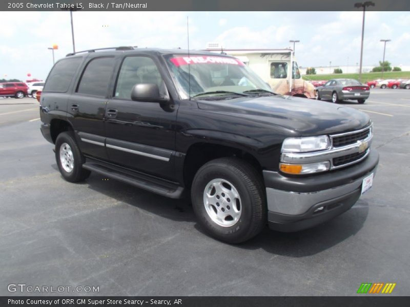 Black / Tan/Neutral 2005 Chevrolet Tahoe LS