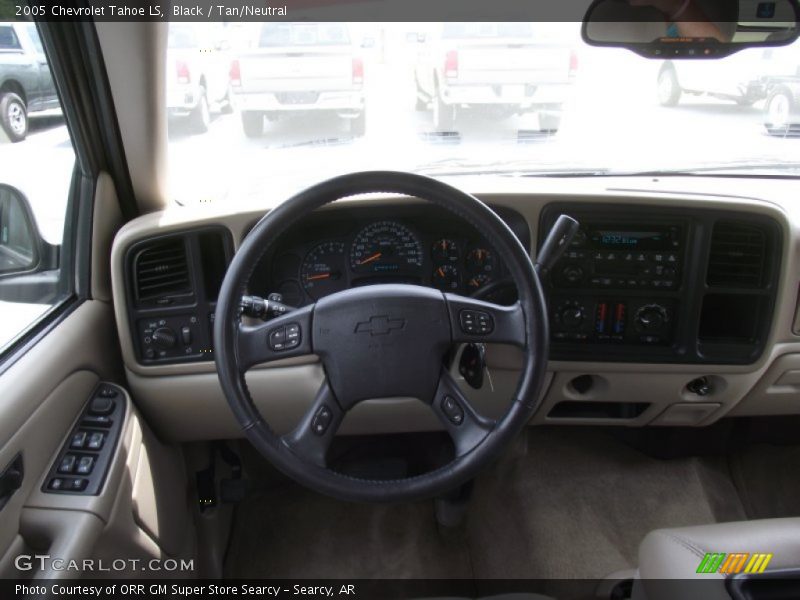 Black / Tan/Neutral 2005 Chevrolet Tahoe LS