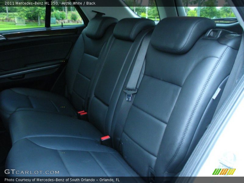 Arctic White / Black 2011 Mercedes-Benz ML 350