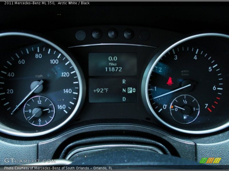 Arctic White / Black 2011 Mercedes-Benz ML 350
