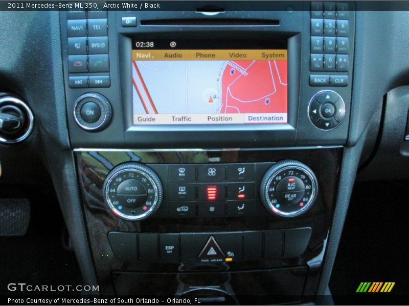 Arctic White / Black 2011 Mercedes-Benz ML 350
