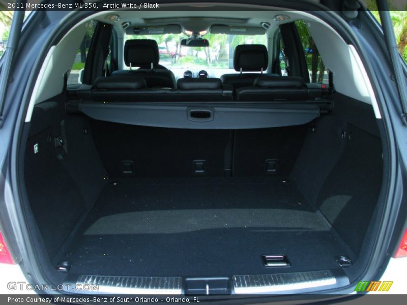 Arctic White / Black 2011 Mercedes-Benz ML 350